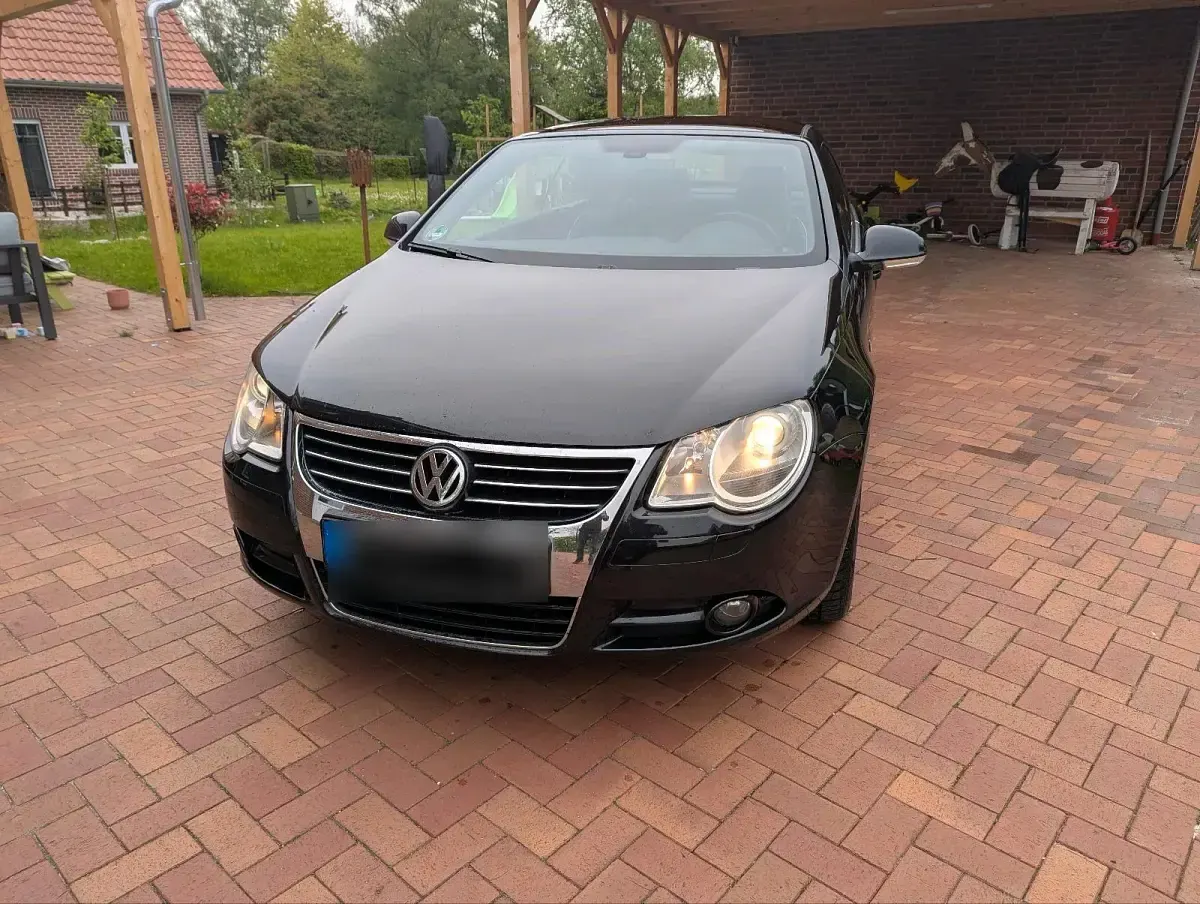 Usata VW Eos 140 CV (102 kW) 2008 Nero Cabrio