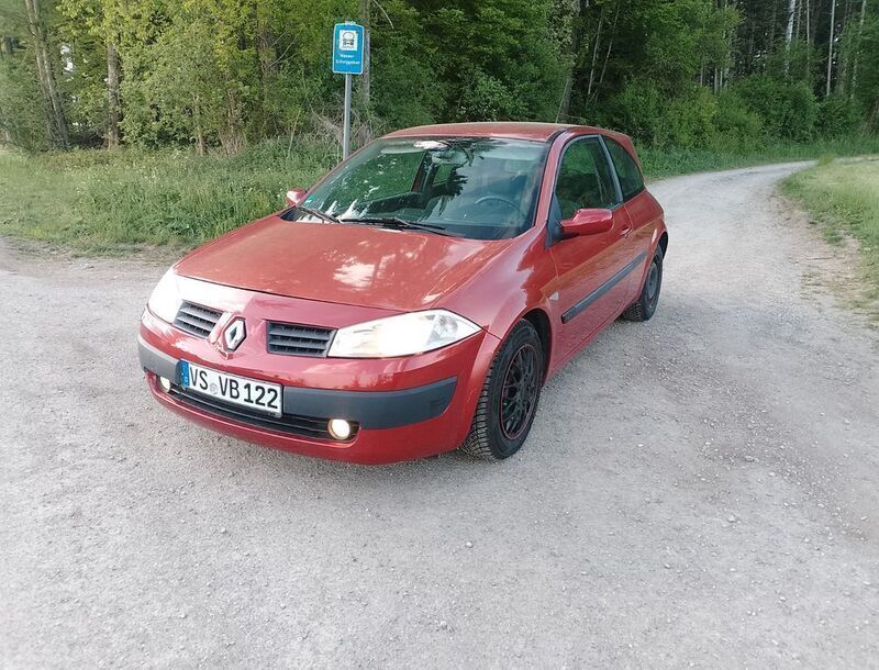 Orange Gebraucht 2004 Renault Mégane II Limousine | 1.000 € (Superpreis) - Bild 1/4