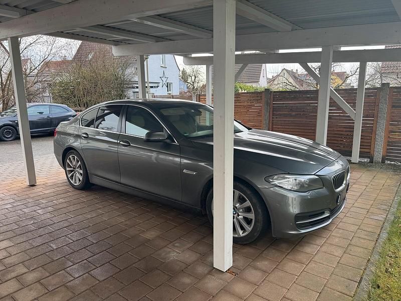 Gebraucht BMW 520 184 PS (135 kW) 2014 Silber Limousine