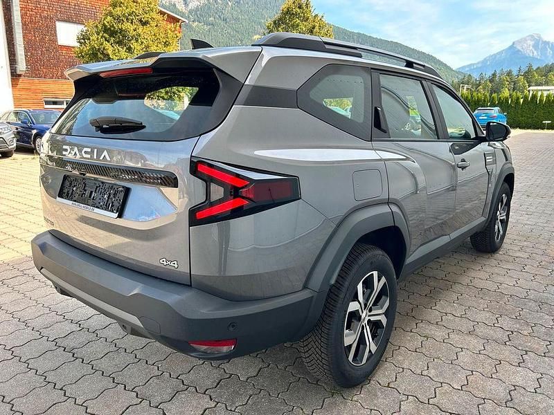 Neu Dacia Bigster Expression 131 PS (96 kW) 2025 Grau SUV