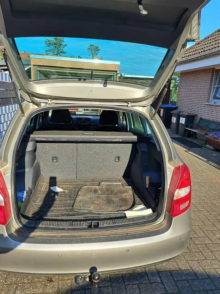 Gebraucht Skoda Fabia Fresh 86 PS (63 kW) 2014 Beige Kombi