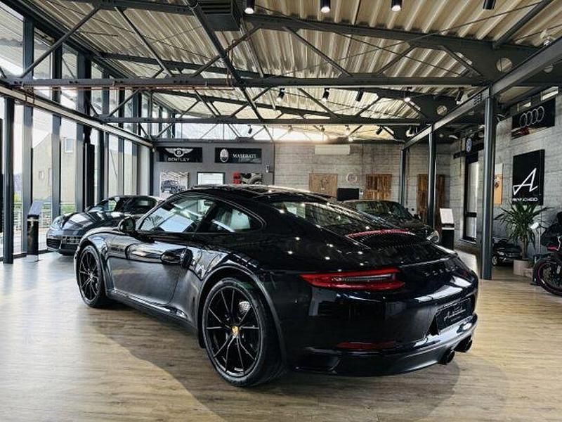 Gebraucht Porsche 911 Carrera 370 PS (272 kW) 2017 Tiefschwarzmetallic Coupé