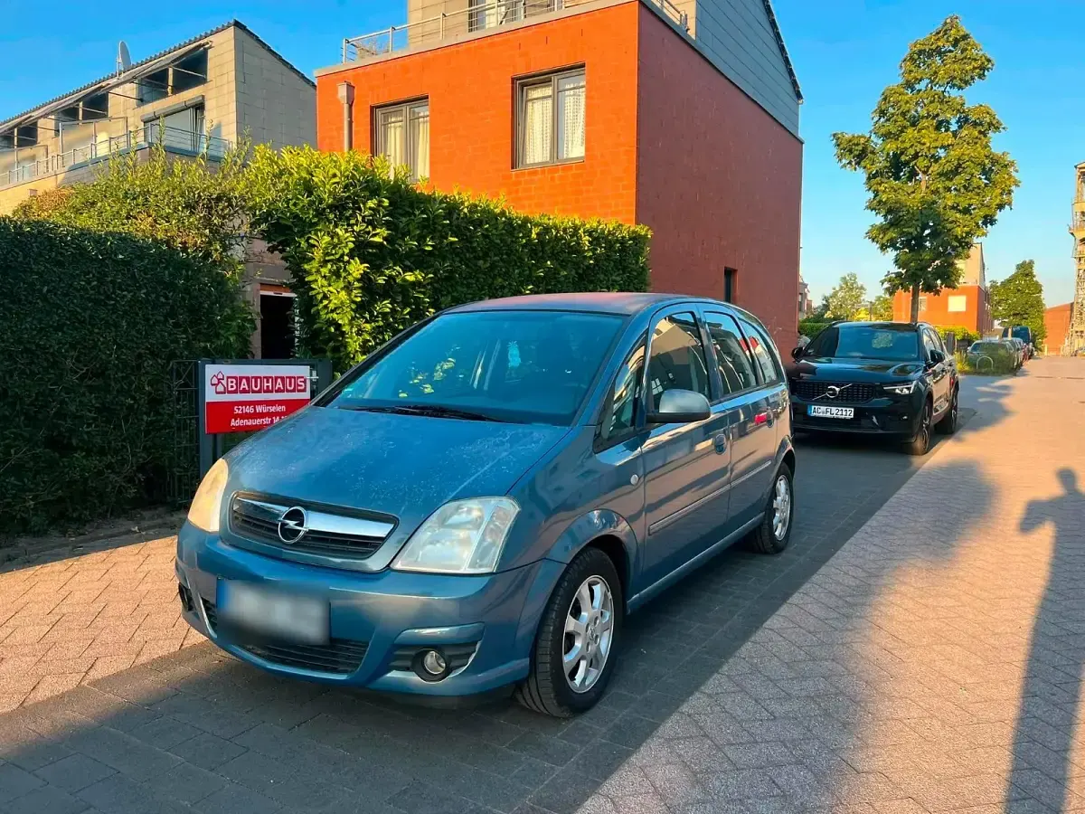 Gebraucht Opel Meriva 105 PS (77 kW) 2008 Silber Van / Kleinbus