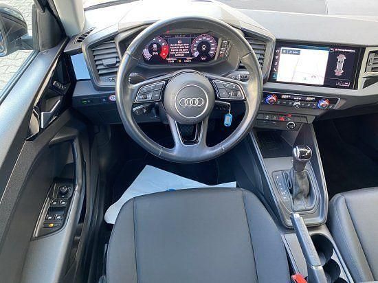 Gebraucht Audi A1 Sportback Basis 95 PS (69 kW) 2021 Firmamentblau metallic Kleinwagen