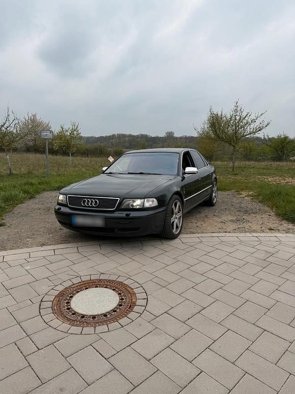 Second-hand Audi A8 230 CP (169 kW) 1995 Negru Berlinǎ