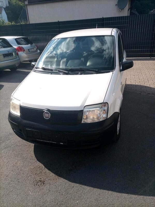 Weiß Gebraucht 2010 Fiat Panda Kleinwagen | 1.999 € - Bild 1/4