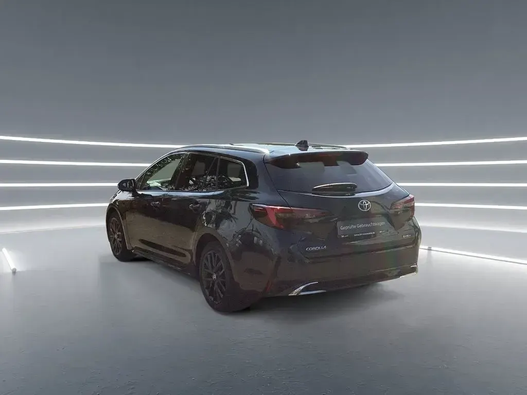Gebraucht Toyota Corolla Team 141 PS (103 kW) 2024 Schwarz Limousine