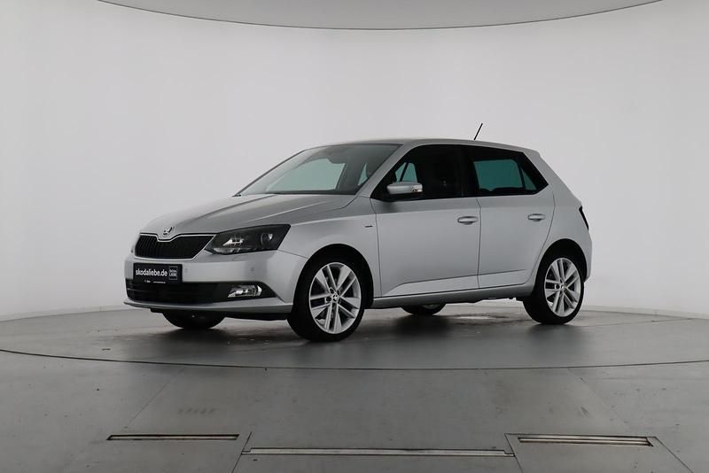 Brilliantsilber metallic Gebraucht 2018 Skoda Fabia Clever Kleinwagen | 11.889 € (Fairer Preis) - Bild 1/4