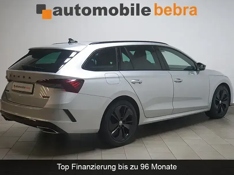 Gebraucht Skoda Octavia RS 200 PS (147 kW) 2022 Brilliant silber Kombi