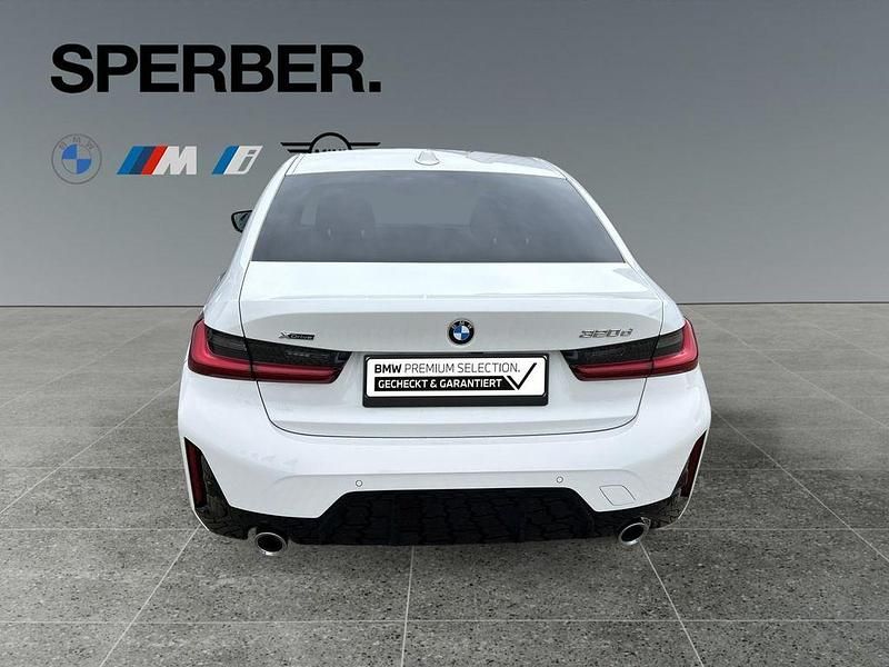Gebraucht BMW 320 Performance 190 PS (139 kW) 2025 Weiß Limousine