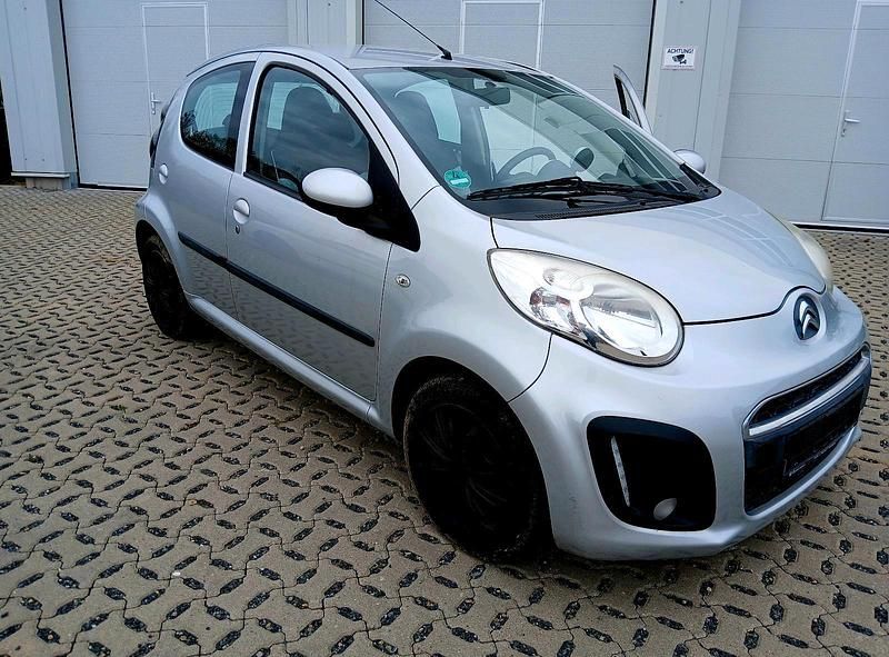 Gebraucht Citroën C1 68 PS (50 kW) 2013 Silber Kleinwagen