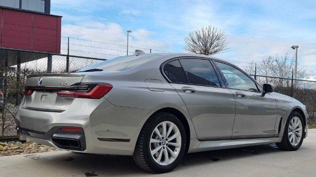 Gebraucht BMW 745e 286 PS (210 kW) 2019 Grau Limousine