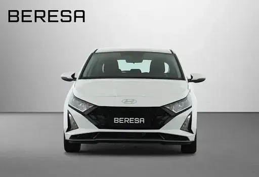 Nowe Hyundai i20 Select 101 KM (74 kW) 2025 Biały Sedan/Limuzyna