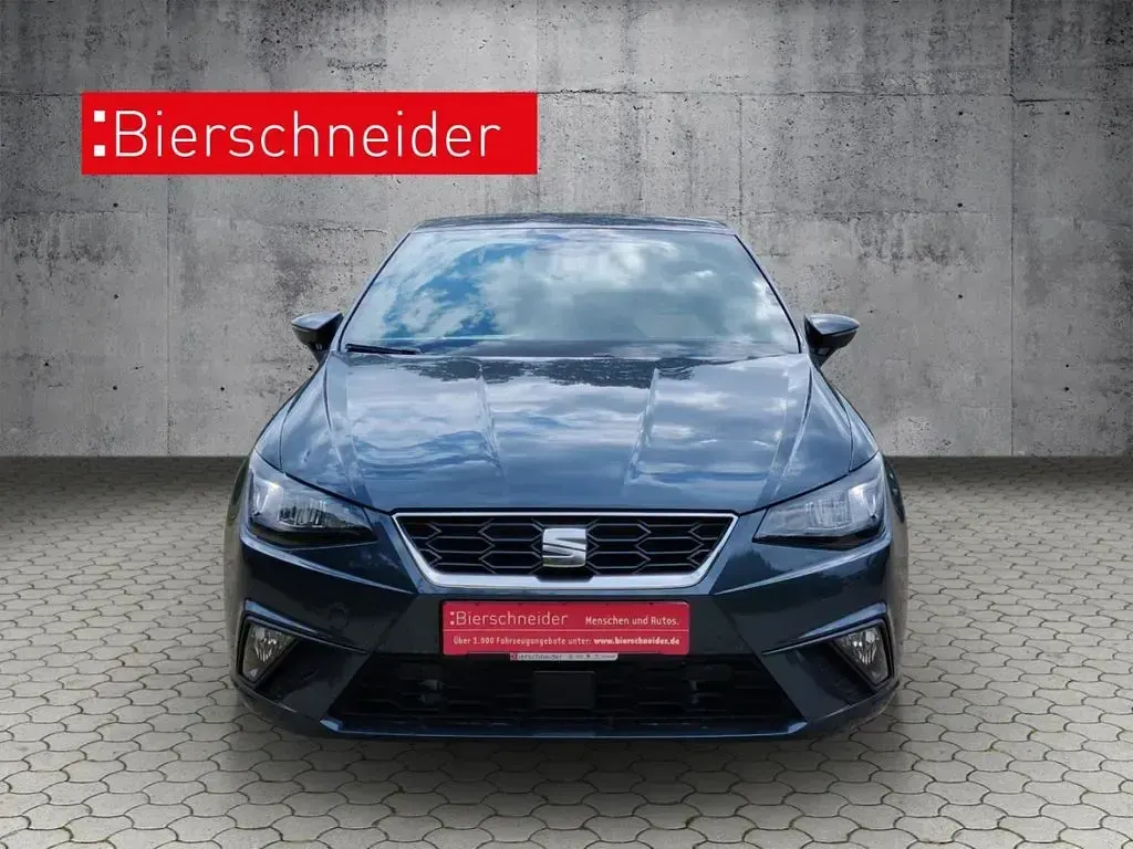 Neu Seat Ibiza CONNECT 116 PS (85 kW) 2025 Grau Limousine
