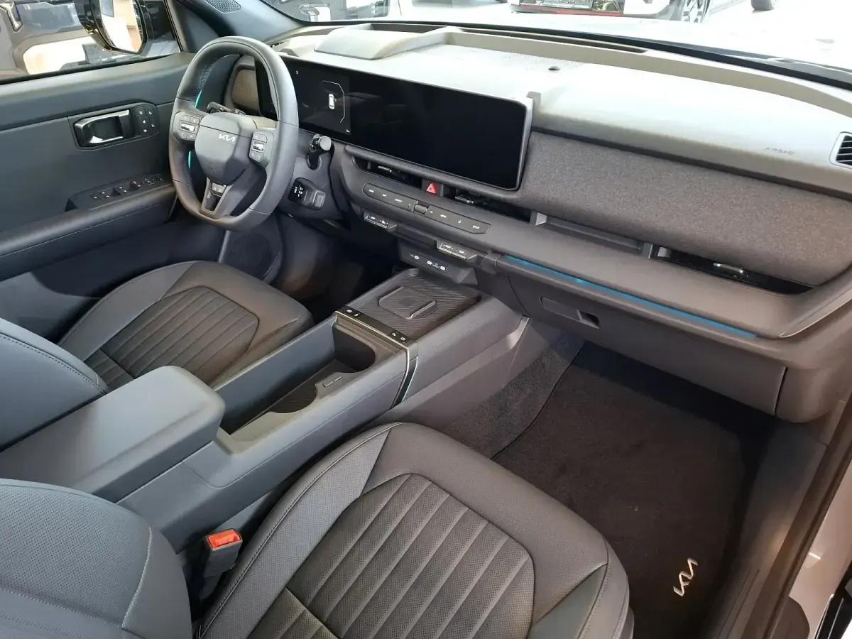 Neu Kia Seltos X-Line 179 PS (131 kW) 2026 Grau SUV