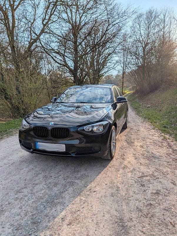 Gebraucht BMW 116 136 PS (100 kW) 2014 Schwarz Kleinwagen