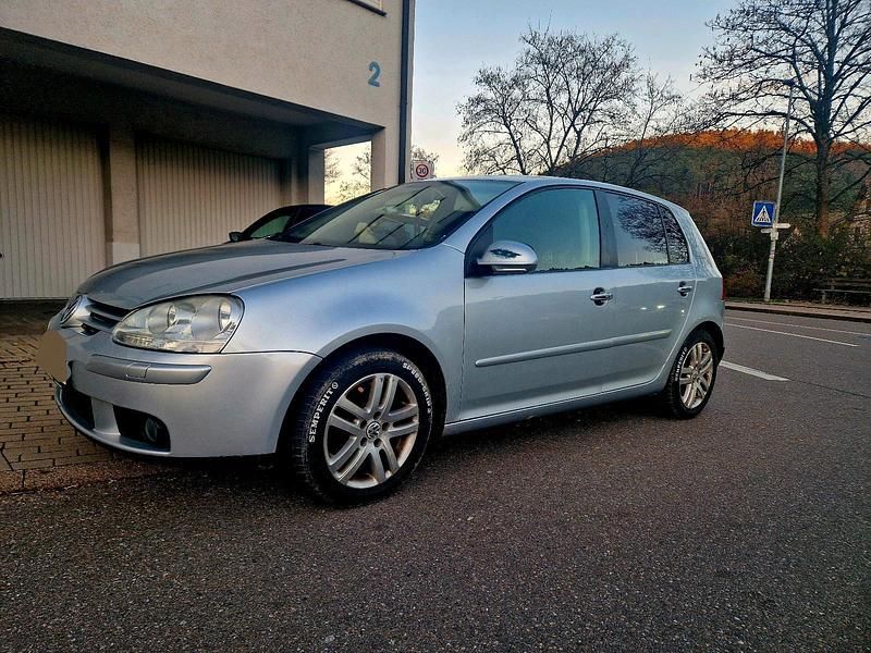 Gebraucht VW Golf 105 PS (77 kW) 2007 Silber Limousine