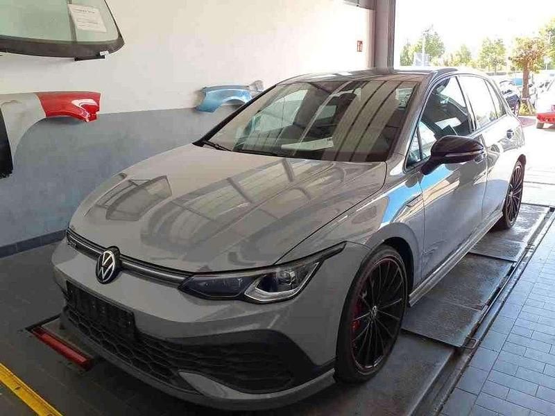 Grau Gebraucht 2022 VW Golf VIII GTI Clubsport Limousine | 30.980 € (Guter Preis) - Bild 1/2