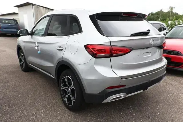 Neu MG ZS Comfort 116 PS (85 kW) 2026 Cosmic silver cosmic silver SUV