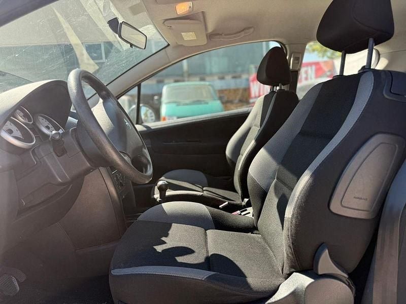 Gebraucht Peugeot 207 73 PS (53 kW) 2009 Noir obsidien Kleinwagen