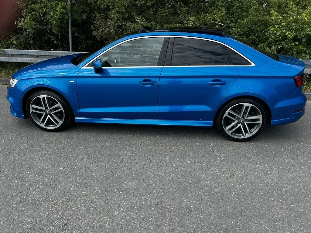 Gebraucht Audi A3 S-Line 150 PS (110 kW) 2018 Blau Limousine