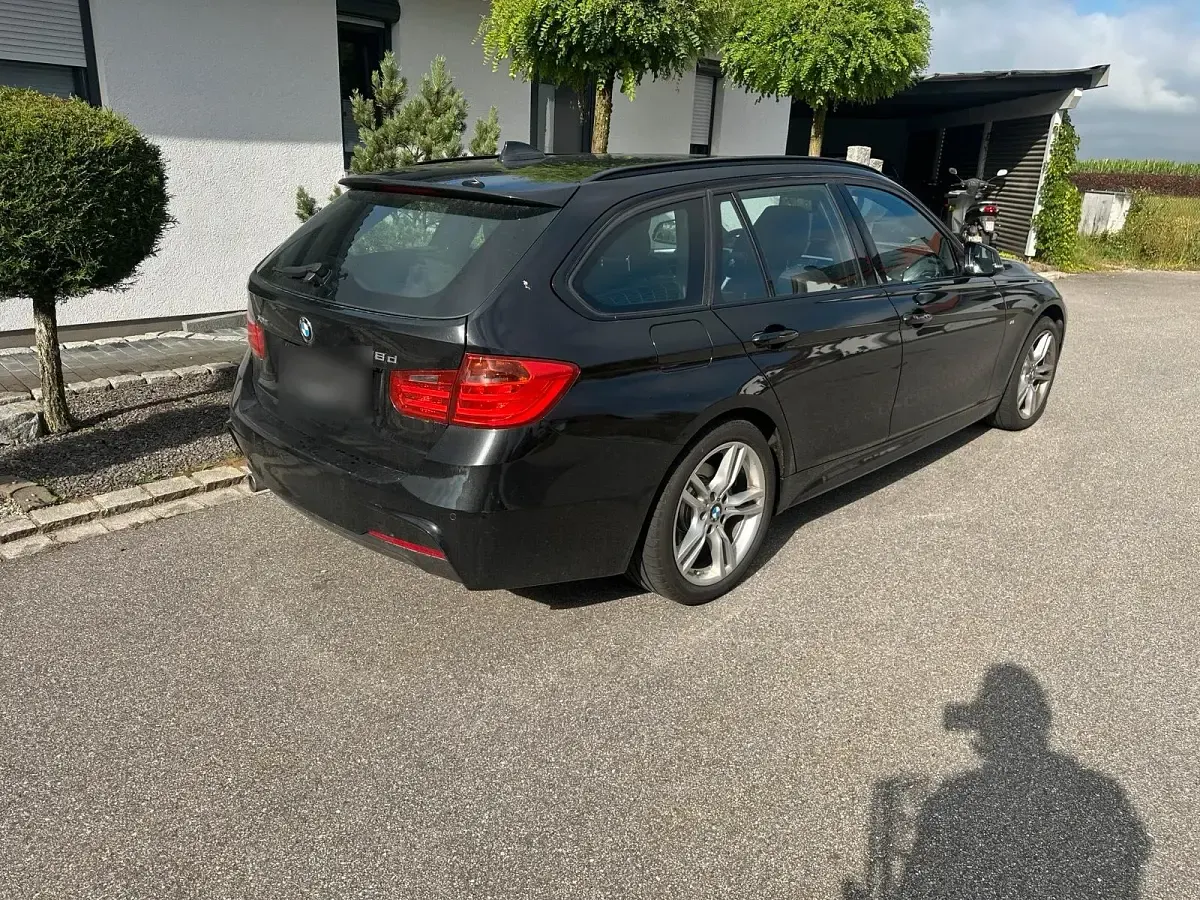 Gebraucht BMW 318 M Sport 143 PS (105 kW) 2014 Schwarz Kombi
