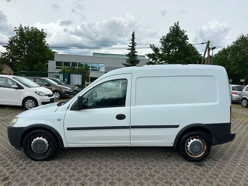Gebraucht Opel Combo 75 PS (55 kW) 2008 Weiß Van / Kleinbus