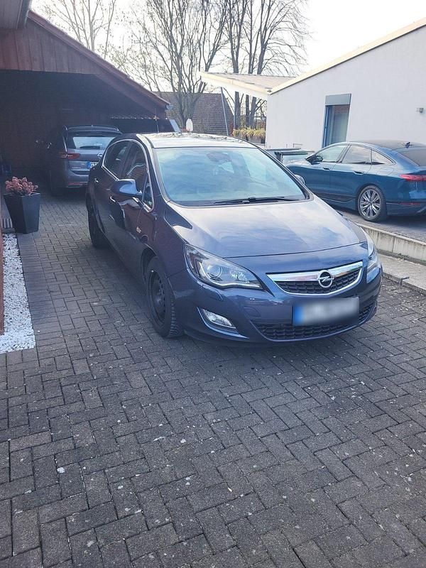 Gebraucht Opel Astra Eco 100 PS (73 kW) 2010 Grau Kleinwagen