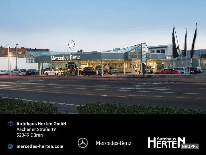 Polarweiß Gebraucht 2023 Mercedes C300 AMG | 43.900 € (Fairer Preis) - Bild 1/3