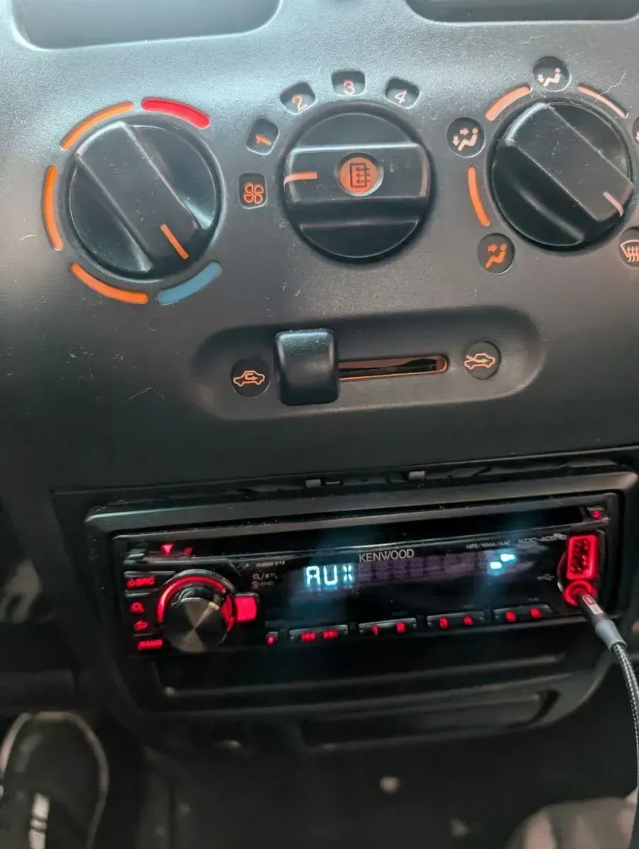 Gebraucht Opel Agila 60 PS (44 kW) 2005 Orange Van / Kleinbus