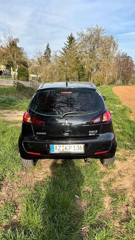 Gebraucht Mitsubishi Colt Edition 95 PS (69 kW) 2007 Schwarz Limousine