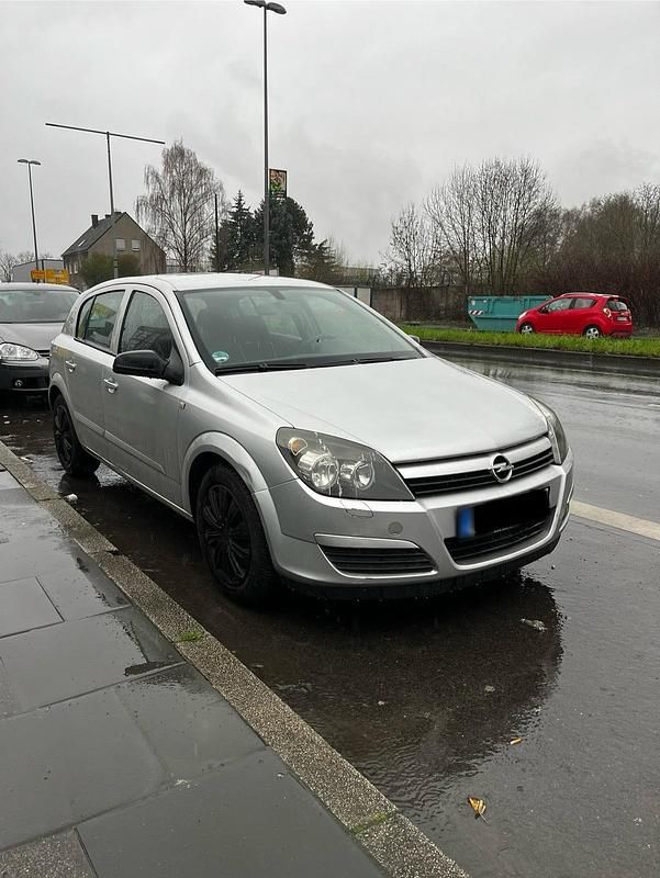 Gebraucht Opel Astra 101 PS (74 kW) 2004 Kleinwagen