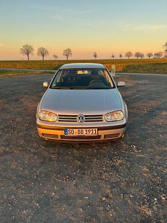 Gebraucht VW Golf IV 75 PS (55 kW) 2003 Silber Limousine