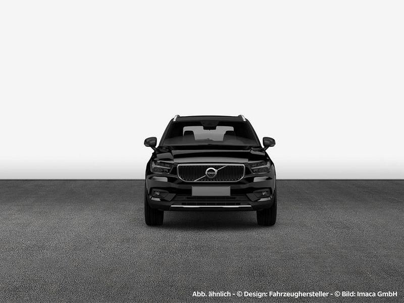Gebraucht Volvo XC40 Plus 163 PS (119 kW) 2025 Onyx schwarzmetallic SUV