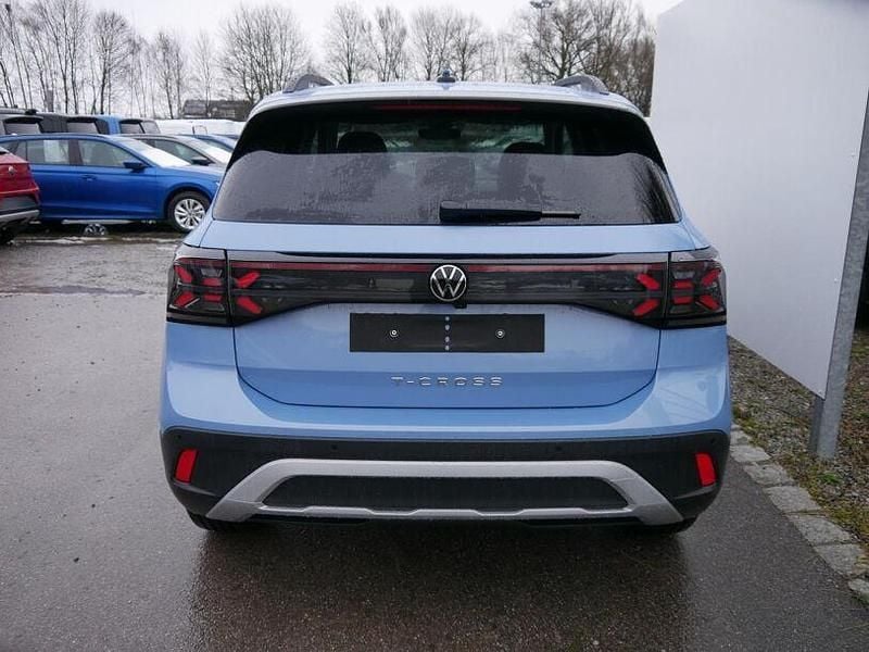 Neu VW T-Cross Life 116 PS (85 kW) 2025 Caribbean blue metallic SUV