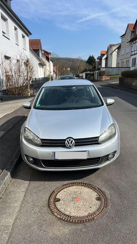 Grau Gebraucht 2009 VW Golf VI Highline Limousine | 3.400 € (Guter Preis) - Bild 1/4