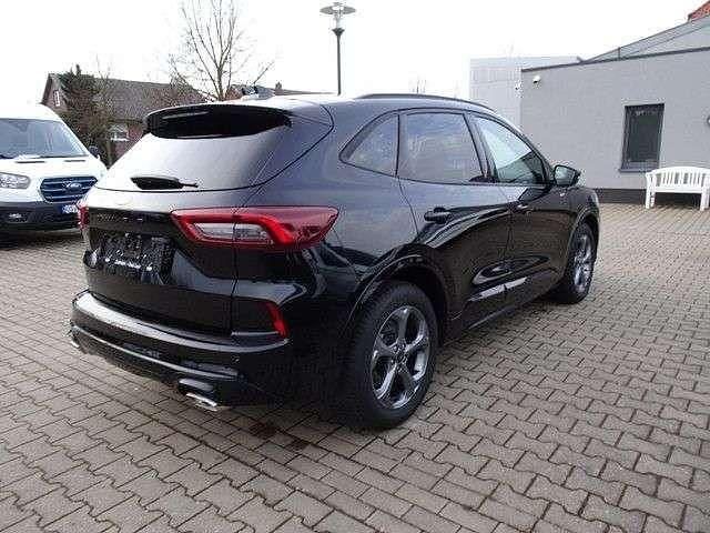 Gebraucht Ford Kuga ST-Line 186 PS (136 kW) 2025 Schwarz SUV