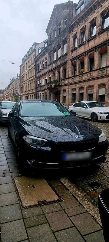 Schwarz Gebraucht 2010 BMW 525 Limousine | 10.499 € (Guter Preis) - Bild 1/4