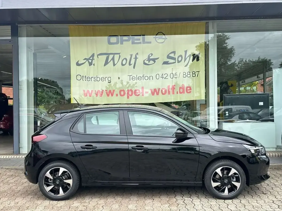 Neu Opel Corsa-e Edition 100 kW (136 PS) 2026 Schwarz Kleinwagen