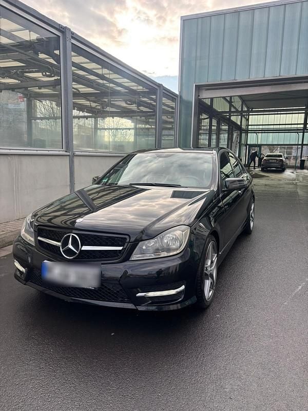 Gebraucht Mercedes C300 Sport Edition 231 PS (169 kW) 2013 Schwarz Limousine