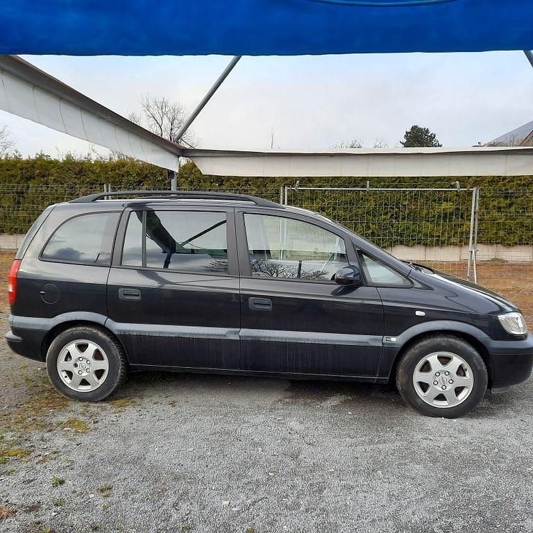 Gebraucht Opel Zafira Elegance 101 PS (74 kW) 2000 Schwarz Van / Kleinbus