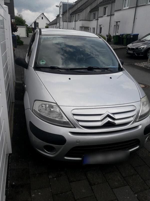 Silber Gebraucht 2007 Citroën C3 Kleinwagen | 1.500 € (Fairer Preis) - Bild 1/2