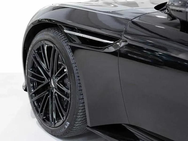 Neu Aston Martin DB12 680 PS (500 kW) 2025 Onyx black Cabrio