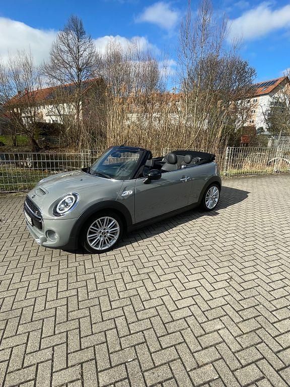 Gebraucht Mini Cooper S Chili 192 PS (141 kW) 2019 Grau Kleinwagen
