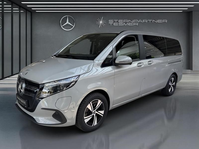 Alpingrau Gebraucht 2024 Mercedes EQV300 Van / Kleinbus | 49.444 € (Guter Preis) - Bild 1/3