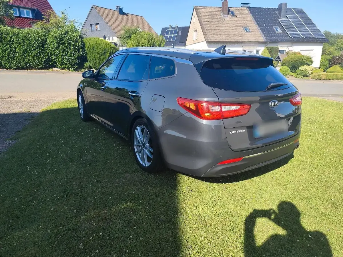 Gebraucht Kia Optima 136 PS (100 kW) 2018 Andere farben Kombi