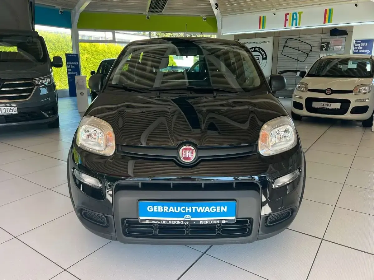 Gebraucht Fiat Panda 69 PS (50 kW) 2024 Cinema schwarz Kleinwagen