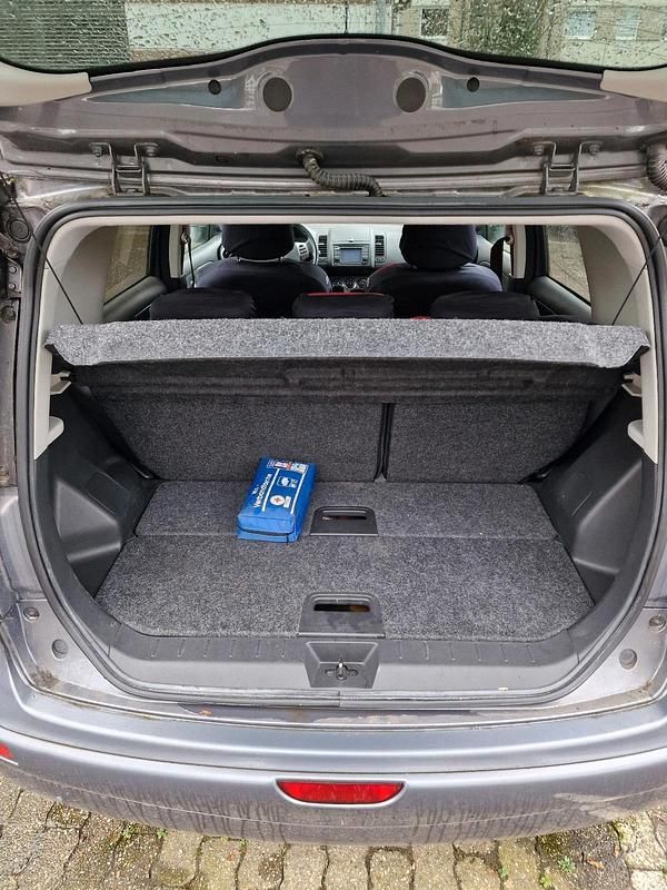 Gebraucht Nissan Note 88 PS (64 kW) 2010 Silber Kleinwagen