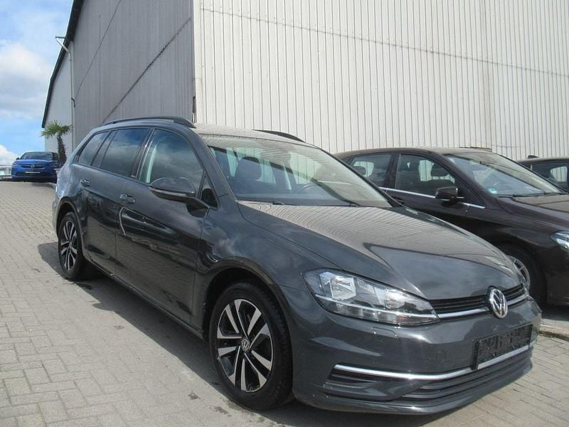 Gebraucht VW Golf VII United 116 PS (85 kW) 2020 Grau Kombi