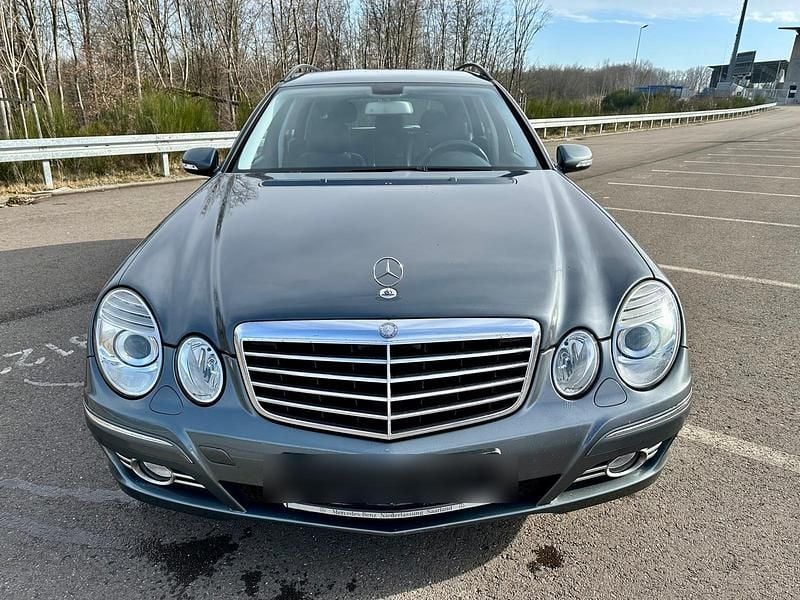 Gebraucht Mercedes E280 Avantgarde 190 PS (139 kW) 2006 Silber Kombi
